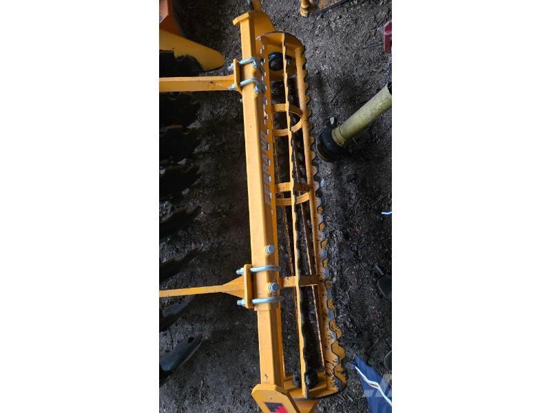 Ferrand DF1600R15S أعمال تجهيز التربة