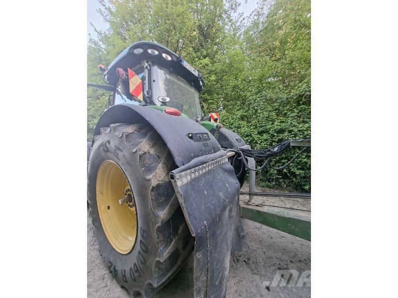 John Deere 8320R Traktorer