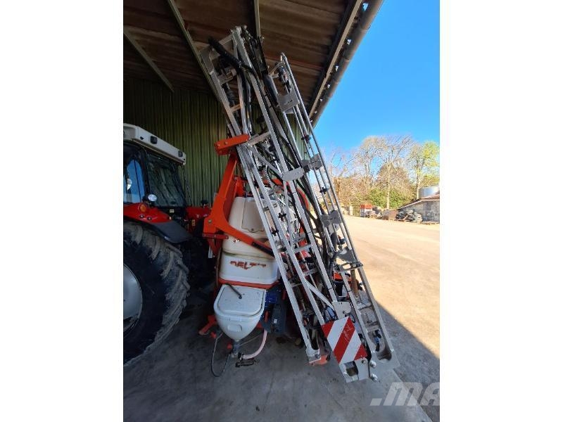 Kuhn DELTIS1200 رشاشات محمولة