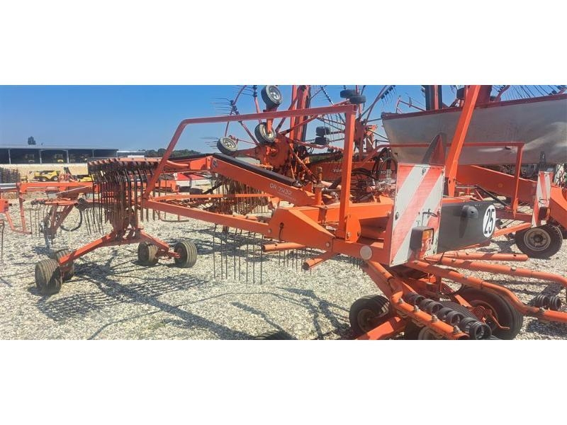 Kuhn GA7932 Svanser