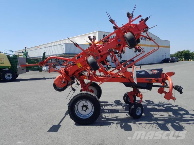 Kuhn GF10802TGII مكابس وميبسات التبن