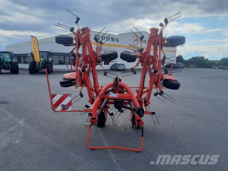 Kuhn GF7902 مكابس وميبسات التبن