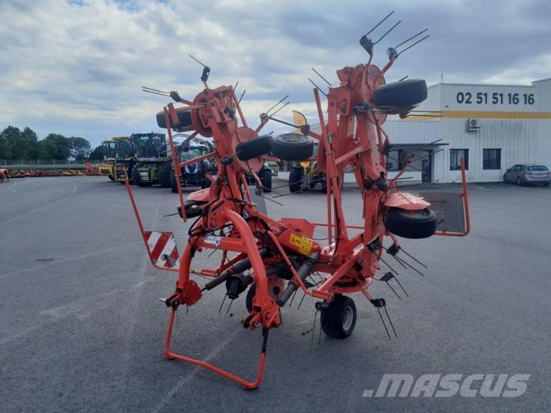 Kuhn GF7902 مكابس وميبسات التبن