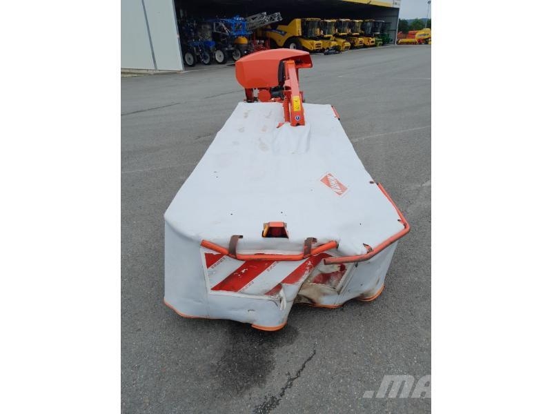 Kuhn GMD4011 الكاسحات وقلابات التربة ذات المحركات