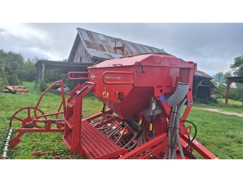 Kuhn LC402 + HR404 Perforadoras combinadas