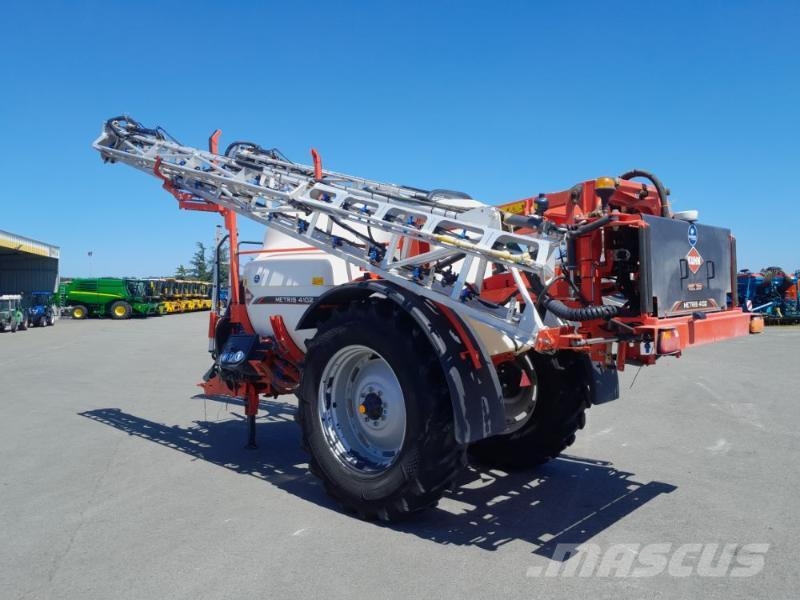 Kuhn METRIS4102 الرشاشات