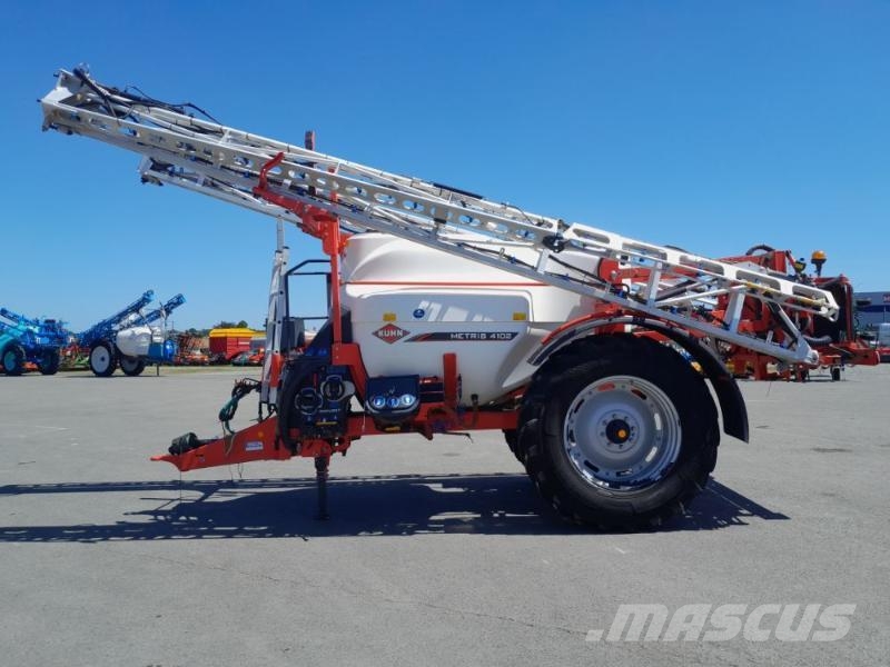 Kuhn METRIS4102 الرشاشات