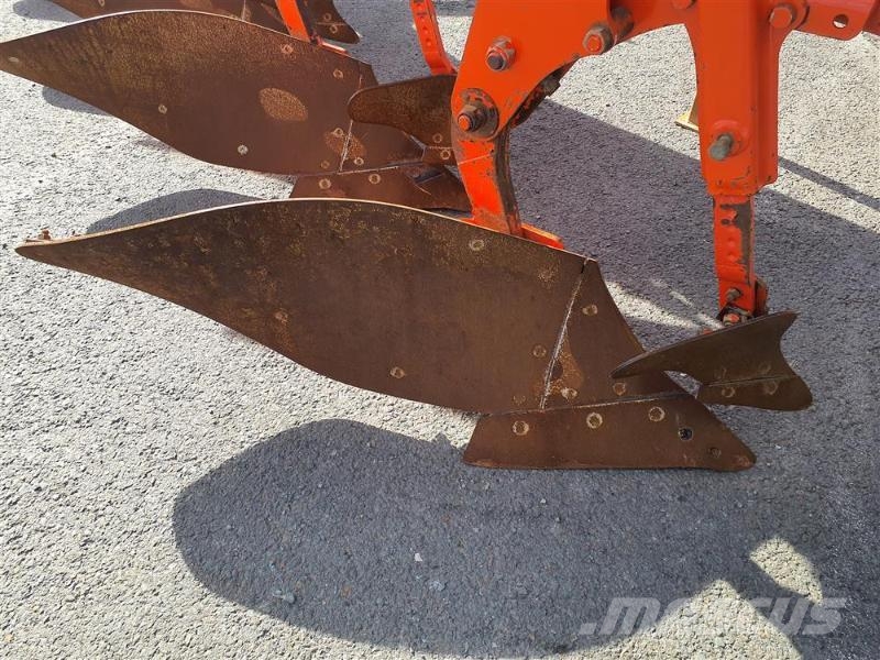 Kuhn MM182-7T Pluguri reversibile