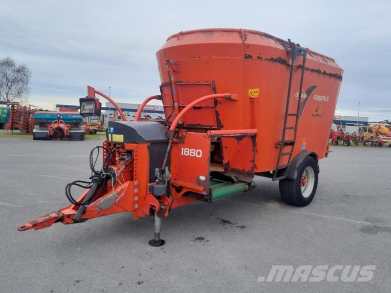 Kuhn PROFIL1880 Fullfodervagnar