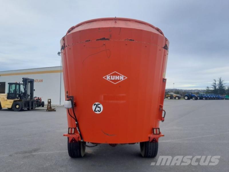 Kuhn PROFIL1880 Fullfodervagnar