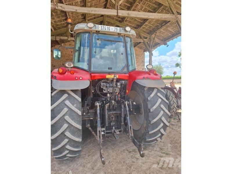 Massey Ferguson 6465 Traktori