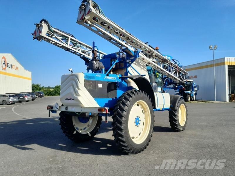 Matrot M24DHELLIOS Self-propelled sprayers