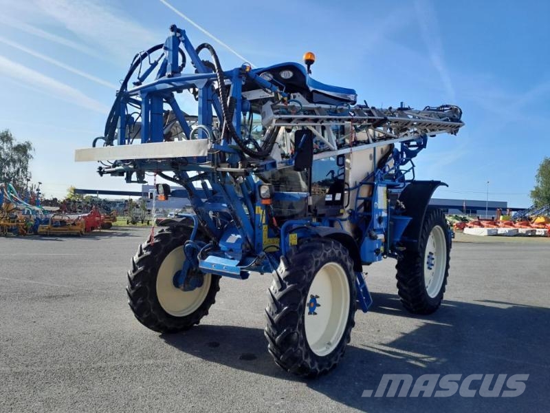 Matrot M24DHELLIOS Self-propelled sprayers