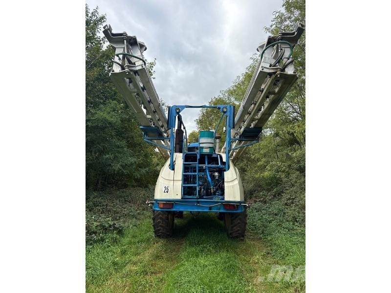 Matrot MAESTRIA Self-propelled sprayers