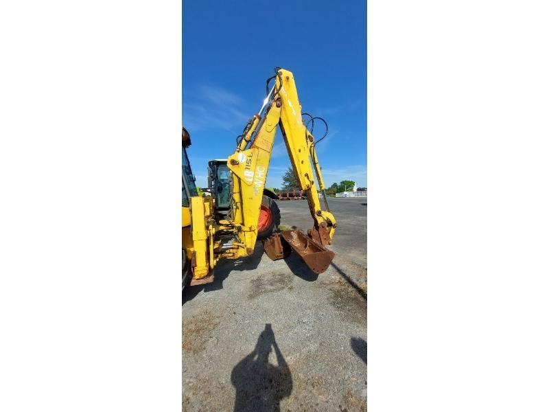 New Holland LB115 Retrocargadoras