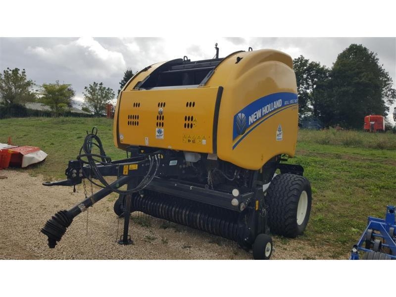 New Holland ROLL-BELT180 Rundballe-pressere