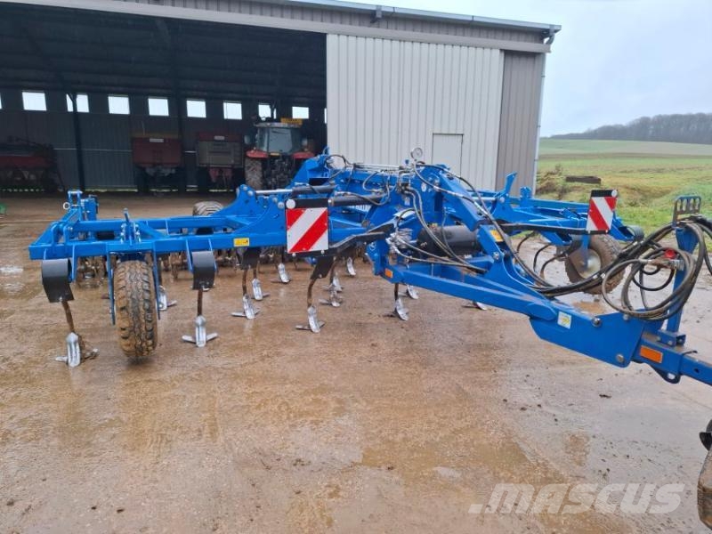 New Holland STXV600T Cultivatoren