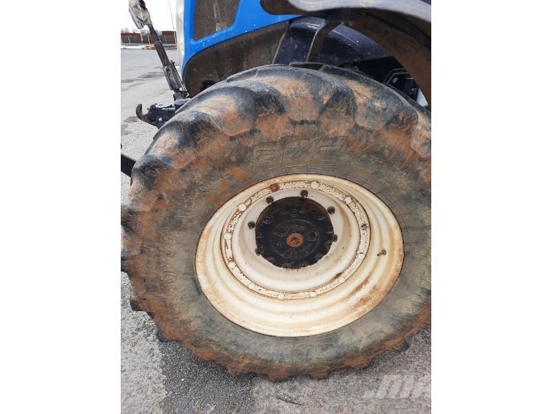 New Holland T7-260AC Tracteur