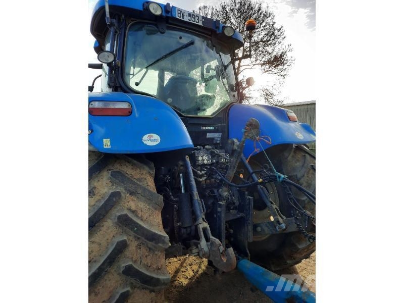 New Holland T7-260AC Tracteur