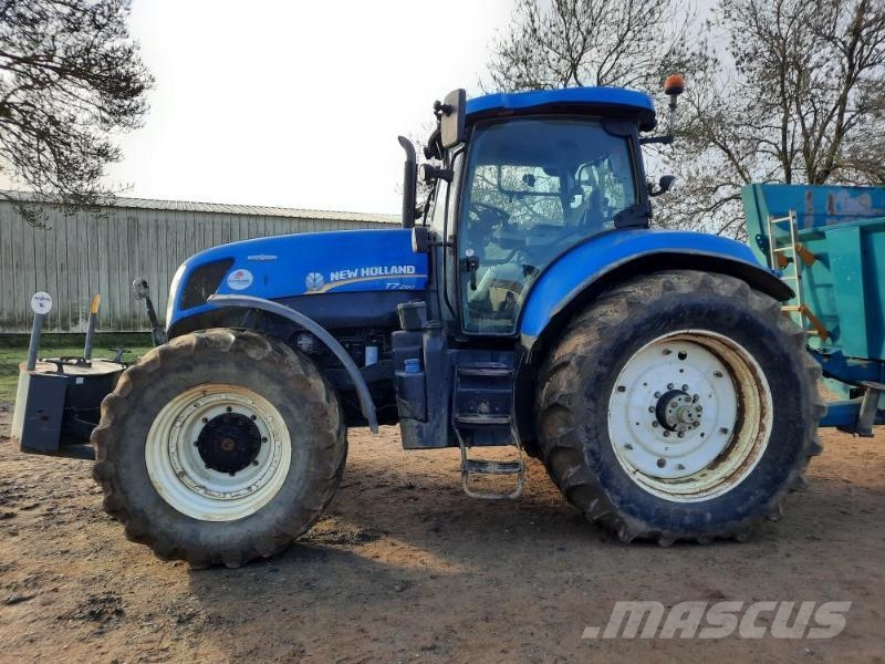 New Holland T7-260AC Tracteur