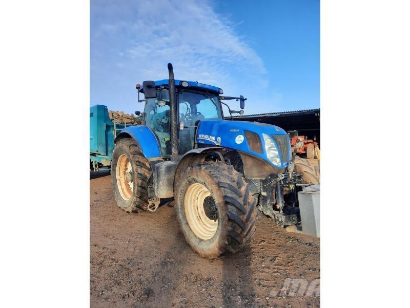 New Holland T7-260AC Tracteur