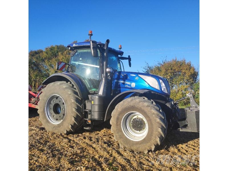 New Holland T7-270AC-PLMI Traktorer