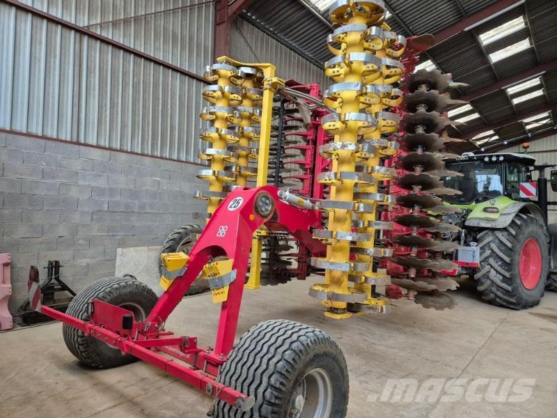 Pöttinger TERRADISC6001T Gradas de discos