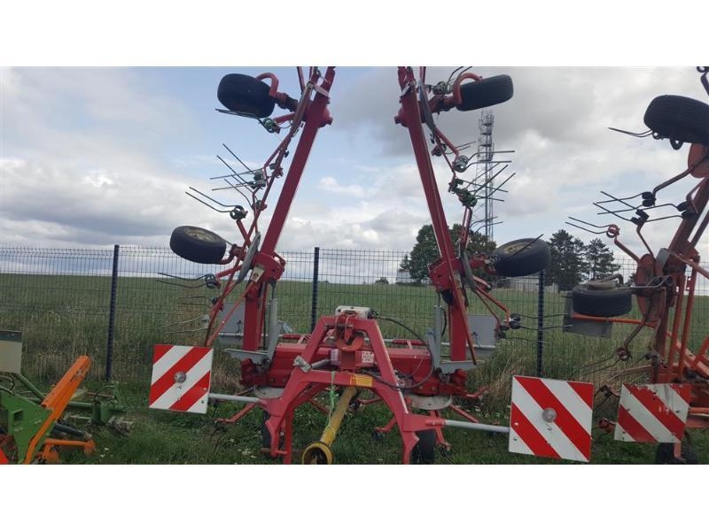 Stoll Z765PRO مكابس وميبسات التبن