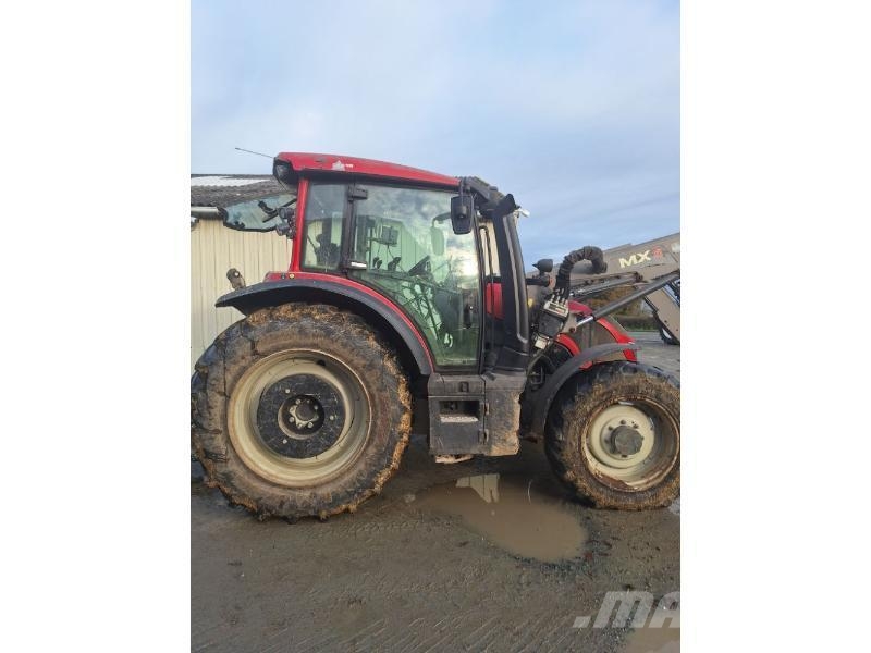 Valtra G125 Tractores