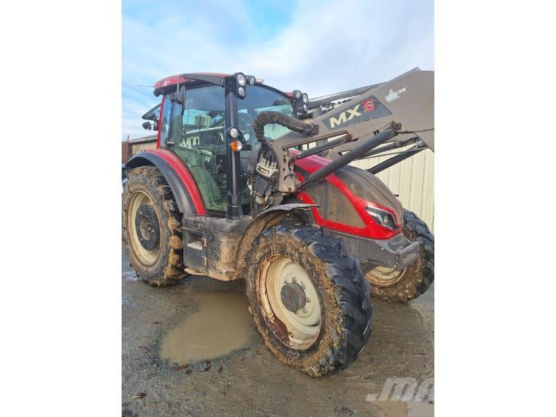 Valtra G125 Tractores