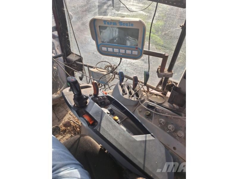 Valtra G125 Tractores