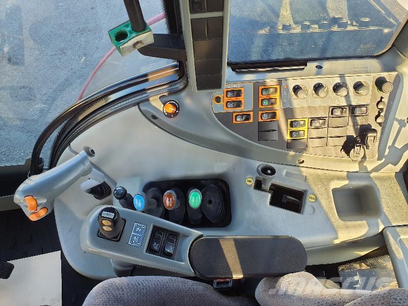 Valtra N103 Трактори