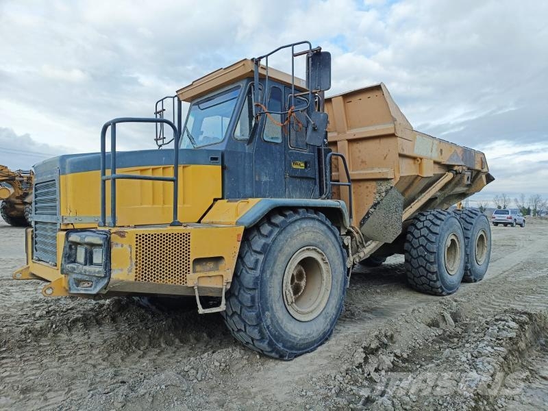 Bell B30C Articulated Haulers