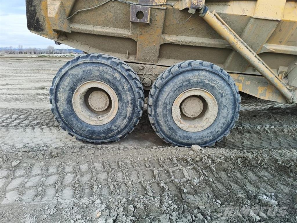 Bell B30C Articulated Haulers