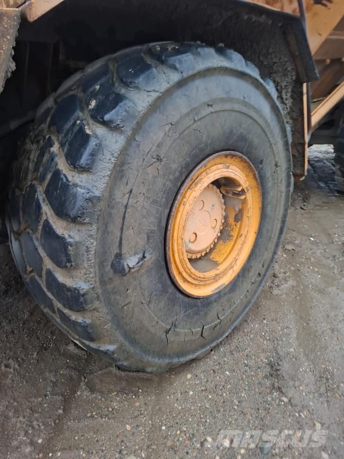 Bell B40 Dumpperit
