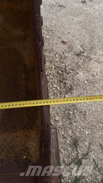 Bucket CATERPILLAR 966G (Chargeuse) Pistoane