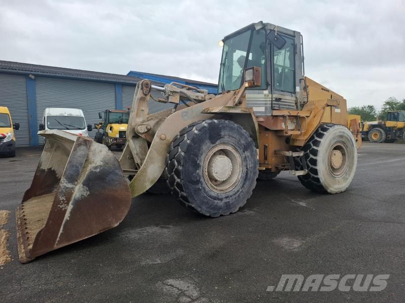 CASE 621B Radlader