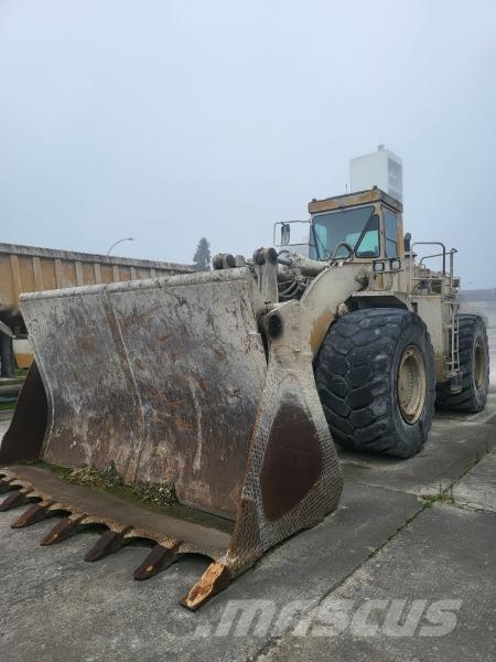 CAT 988B Wielladers