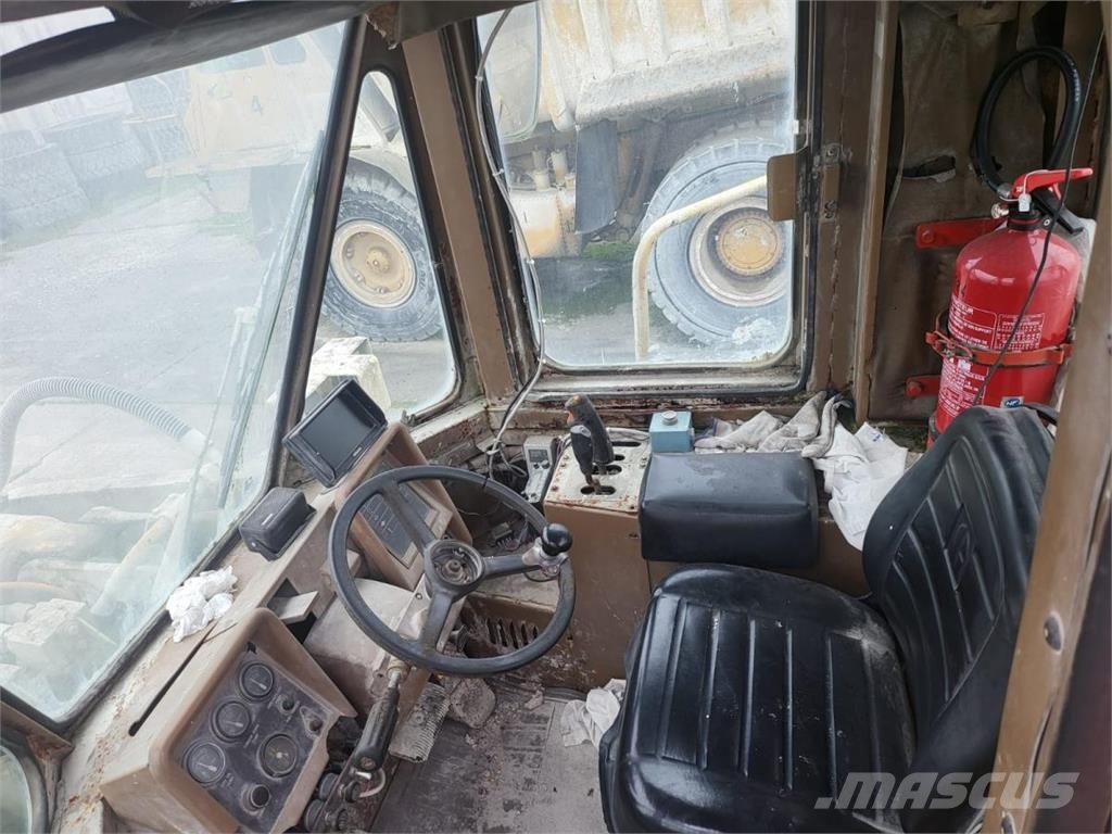 CAT 988B Wielladers