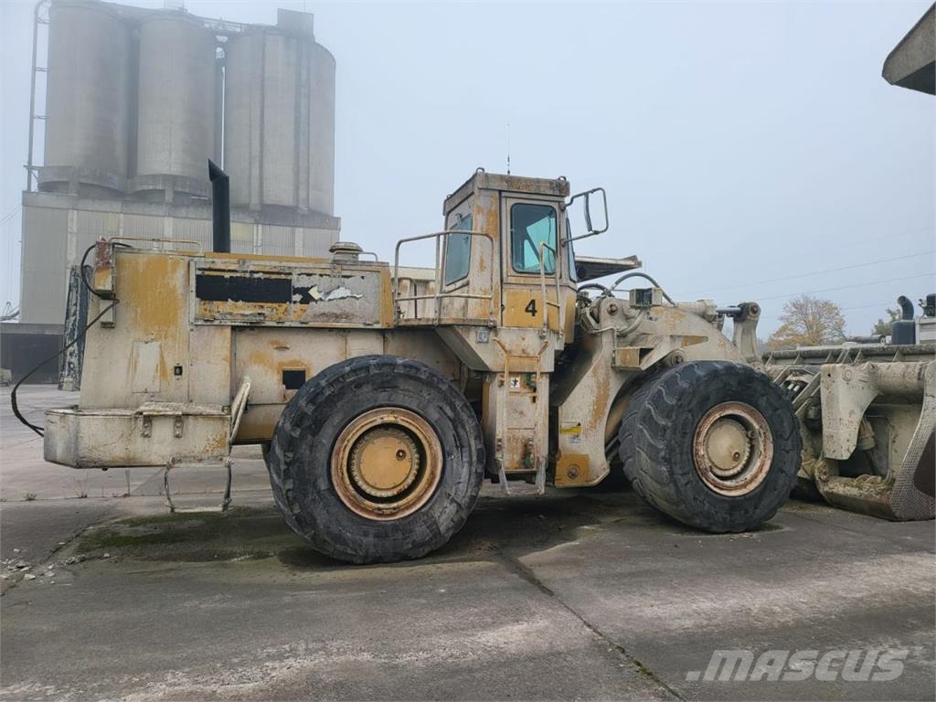 CAT 988B Wielladers