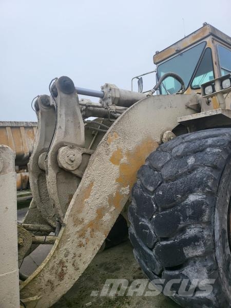 CAT 988B Wielladers