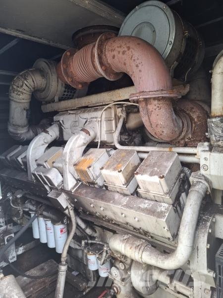 Cummins KTA50-G1 1490HP - Generadores diésel