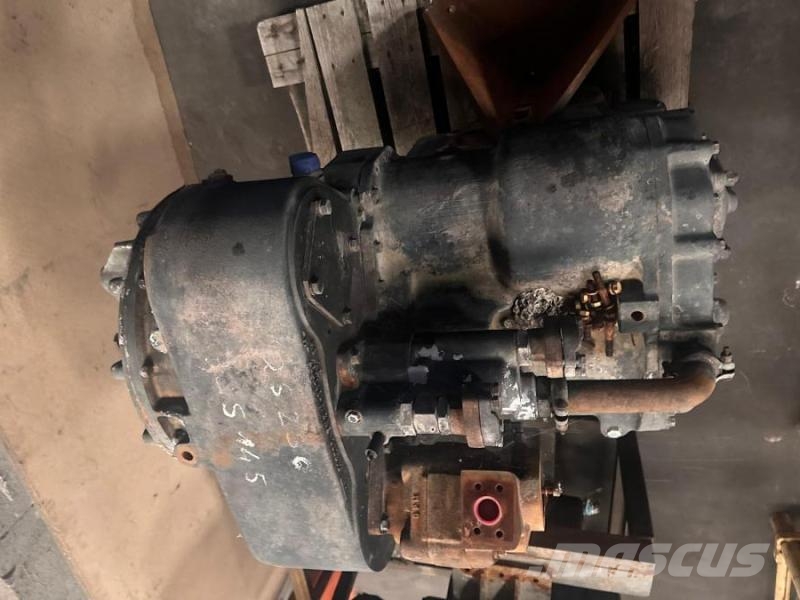  Dana 16.5 MT Transmission Other components
