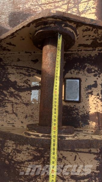 Earthmoving Bucket Multiple Units Available Cucharones