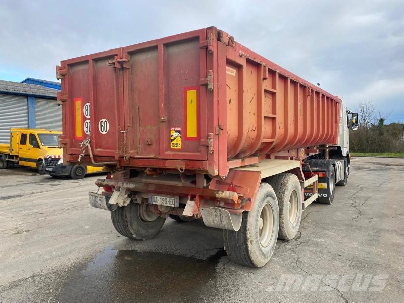 Fruehauf Semi Benne Acier 2 essieux 运输工具-其他