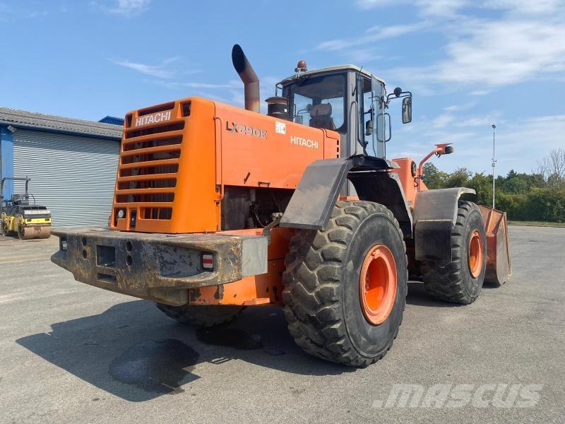 Hitachi LX290 Rataslaadurid