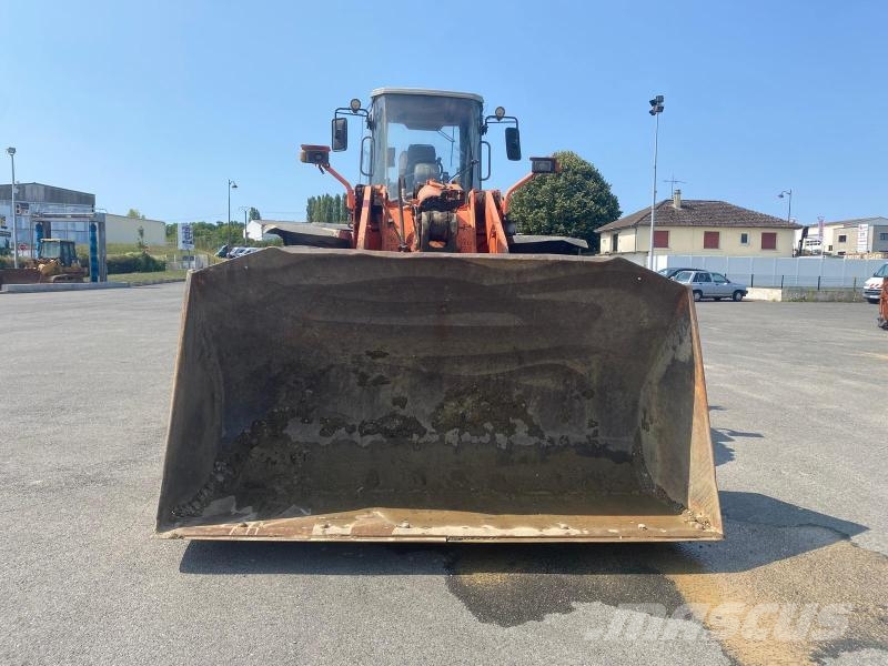 Hitachi LX290 Rataslaadurid