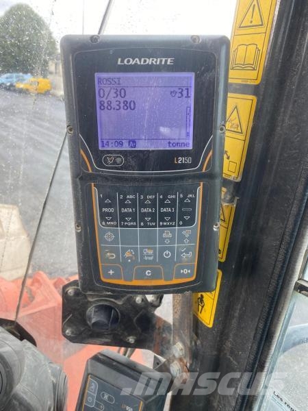 Hitachi ZW180 Фронтальные погрузчики