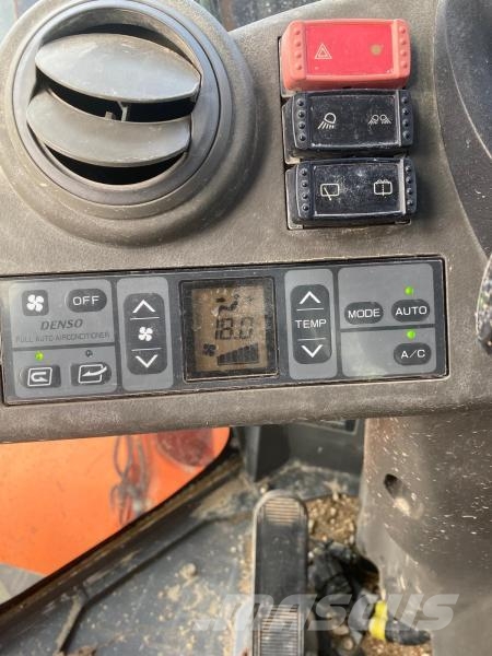 Hitachi ZW180 Radlader