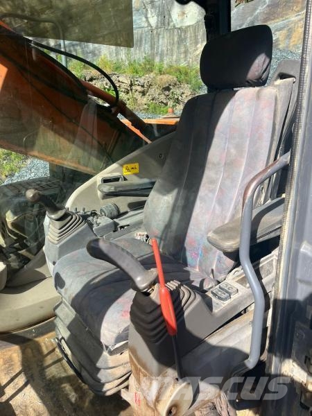 Hitachi ZX330-3 履带挖掘机